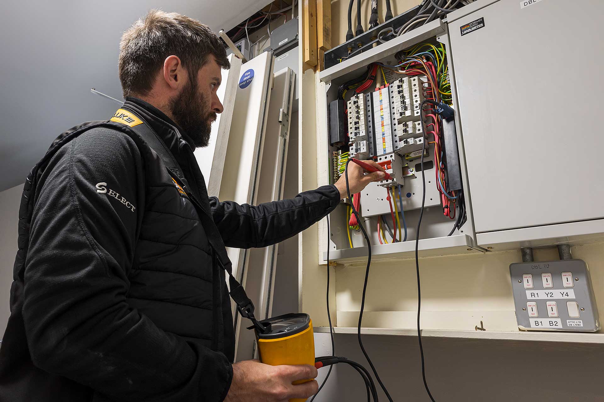 Electrician in Edinburgh carrying out EICR & PAT Testing Services for Businesses in Edinburgh.