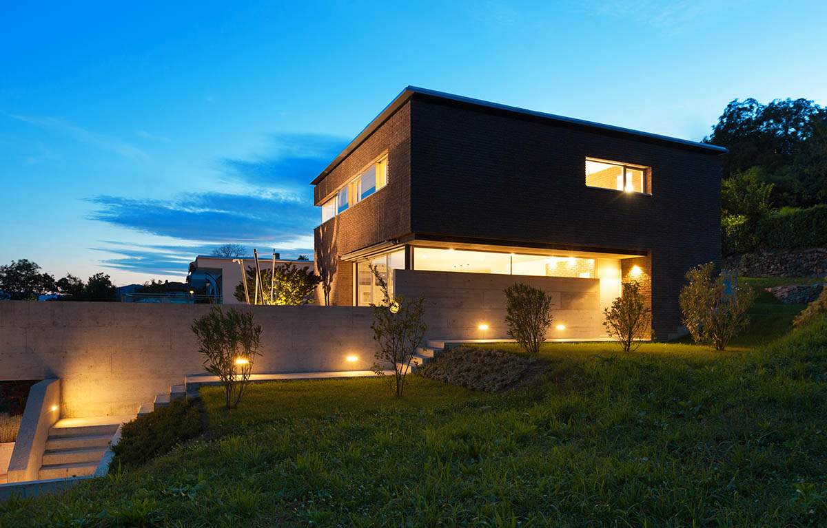 Electrician in Edinburgh carrying out Security Lighting.